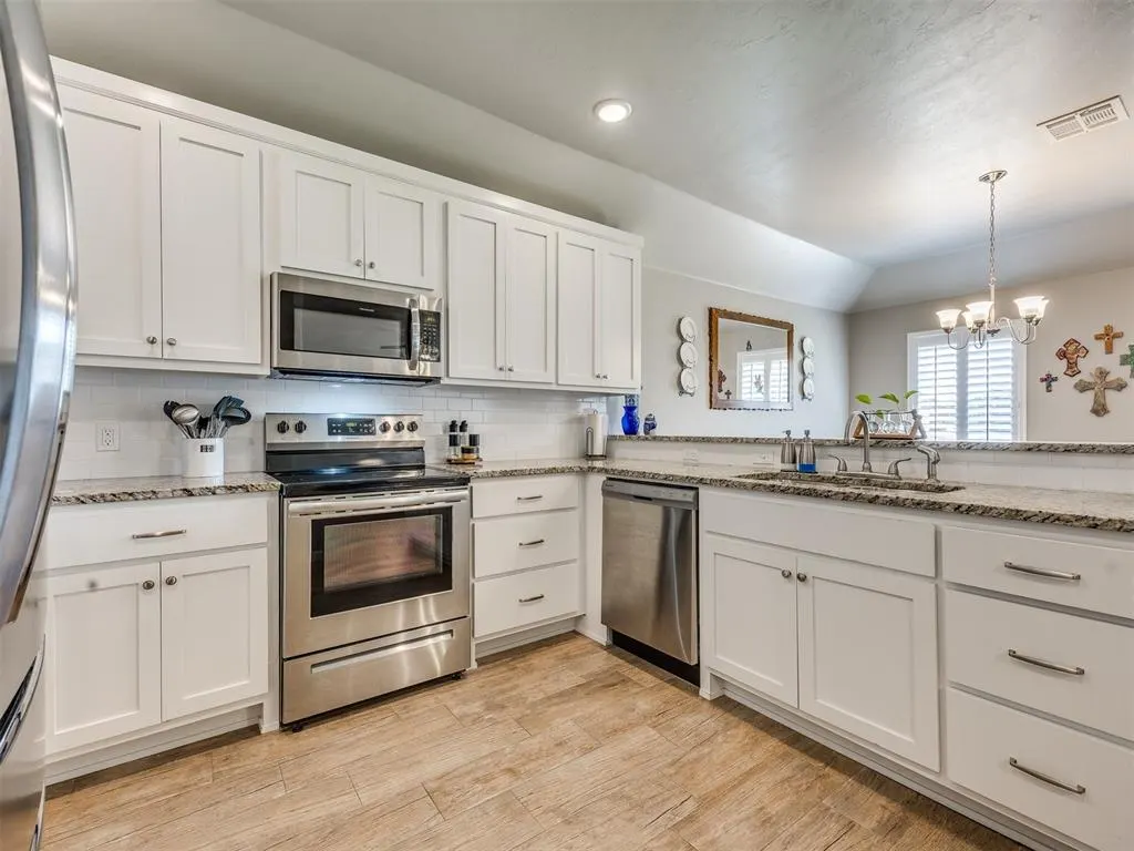 Photo 19 — 9556 Country Side Lane, Guthrie, OK 73044