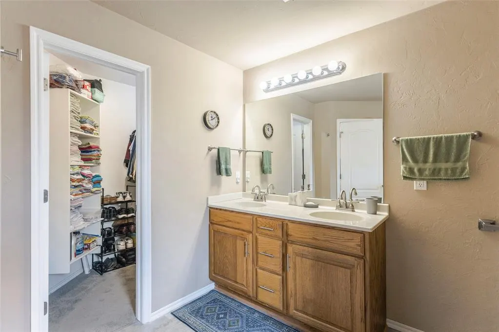 Photo 18 — 728 E Linden Lane, Mustang, OK 73064