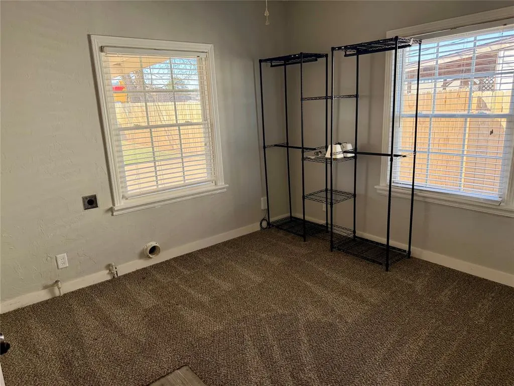Photo 9 — 1012 Orient Avenue, Clinton, OK 73601