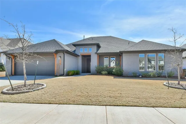 Front exterior — 320 Maybury Drive, Norman, OK 73069