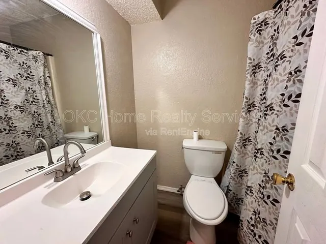 Front exterior — 109 SE 42nd Street D, Oklahoma City, OK 73129