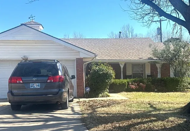 Photo 3 — 5214 N Miller Place, Oklahoma City, OK 73112