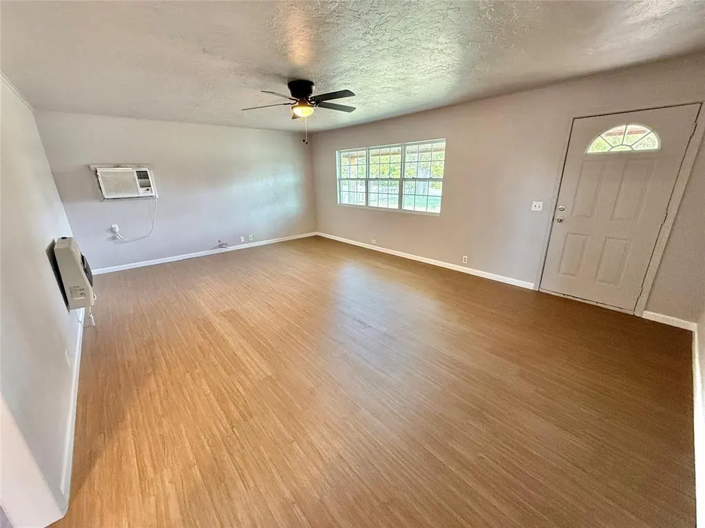 Photo 3 — 1601 C Street, Snyder, OK 73566