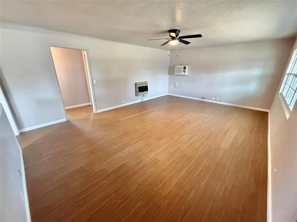 Photo 4 — 1601 C Street, Snyder, OK 73566