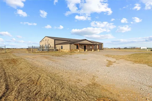 Photo 7 — 4601 Technology Drive, Weatherford, OK 73096
