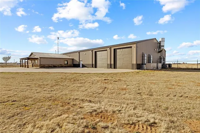 Photo 8 — 4601 Technology Drive, Weatherford, OK 73096