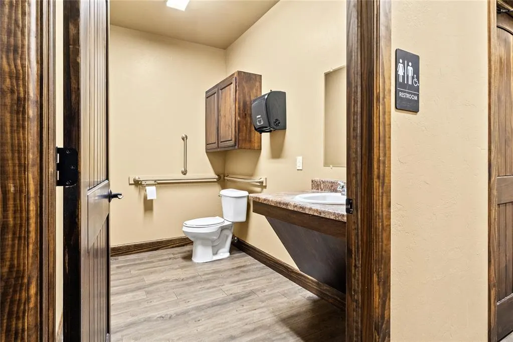 Photo 15 — 4601 Technology Drive, Weatherford, OK 73096
