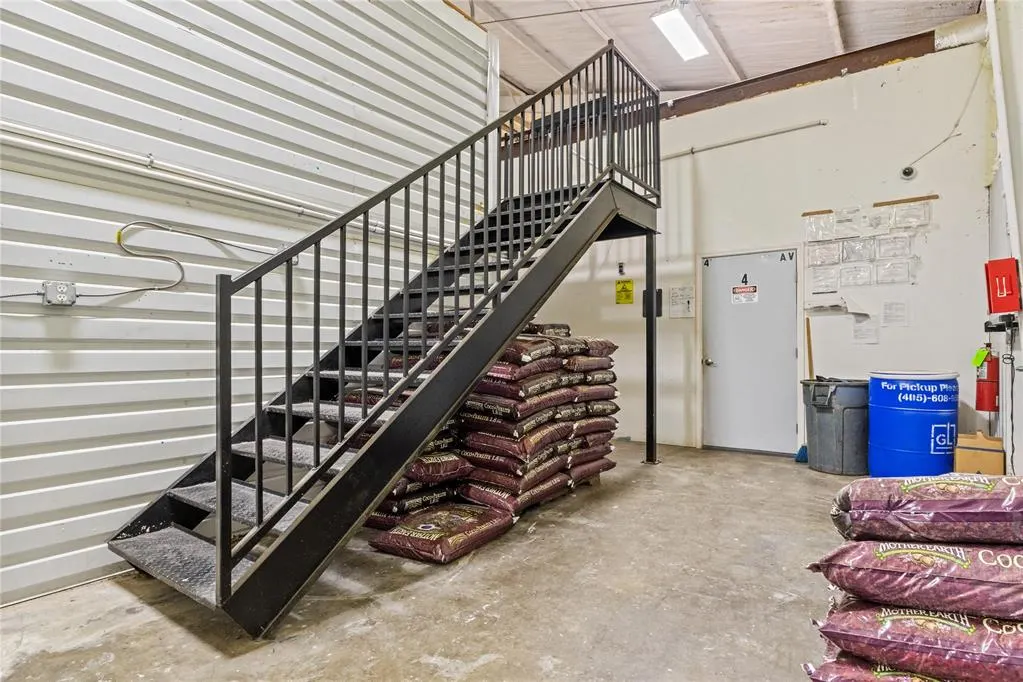 Photo 27 — 4601 Technology Drive, Weatherford, OK 73096