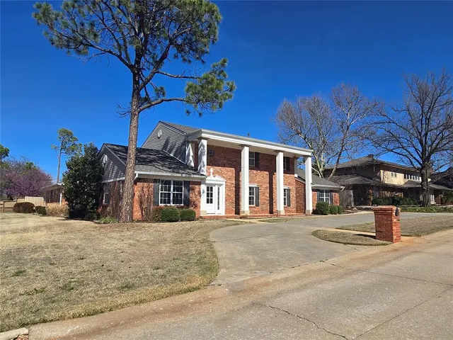 Photo 2 — 10900 Abbeywood, Oklahoma City, OK 73170