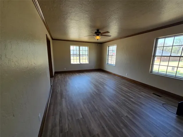 Photo 8 — 10900 Abbeywood, Oklahoma City, OK 73170