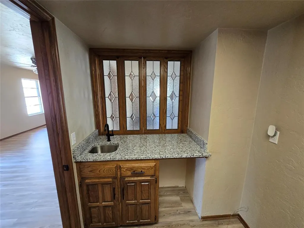 Photo 9 — 10900 Abbeywood, Oklahoma City, OK 73170
