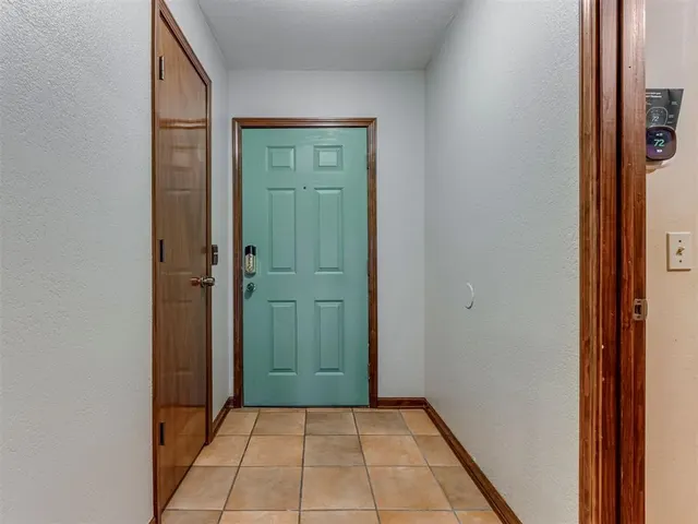 Photo 5 — 10605 N Macarthur Boulevard, Oklahoma City, OK 73162