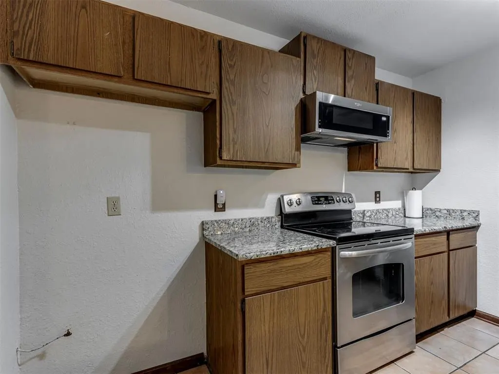 Photo 17 — 10605 N Macarthur Boulevard, Oklahoma City, OK 73162