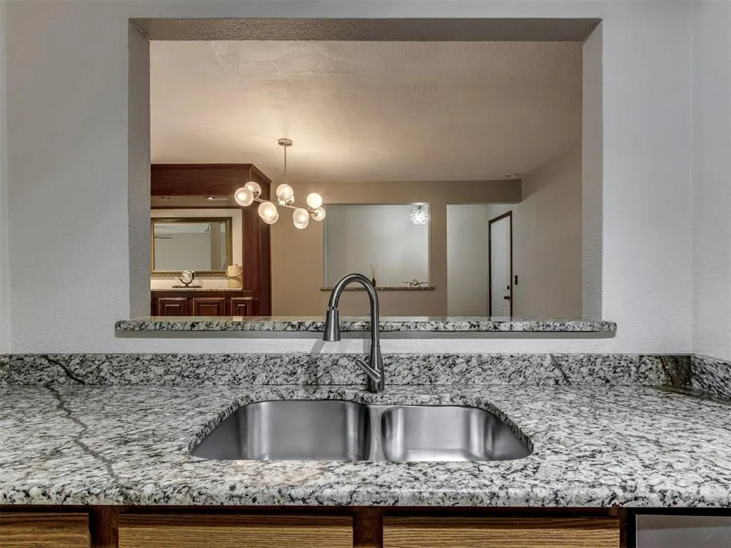 Photo 19 — 10605 N Macarthur Boulevard, Oklahoma City, OK 73162