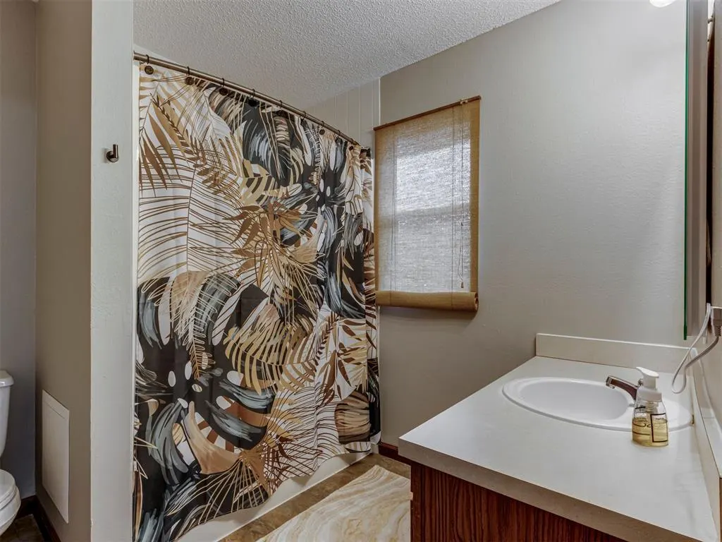 Photo 26 — 10605 N Macarthur Boulevard, Oklahoma City, OK 73162