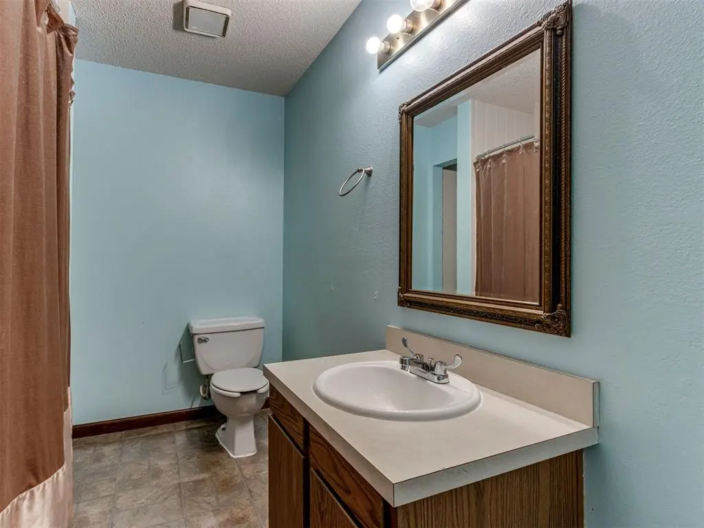 Photo 32 — 10605 N Macarthur Boulevard, Oklahoma City, OK 73162