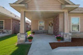 Sold home at 1000 SW 91st Street