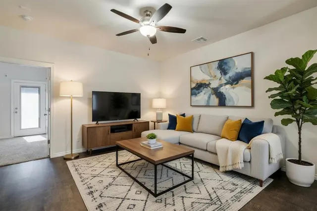 Photo 6 — 1000 SW 91st Street, Oklahoma City, OK 73139