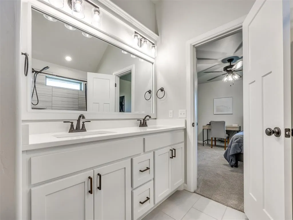 Photo 38 — 2803 Hickory Hills Court, Newcastle, OK 73065