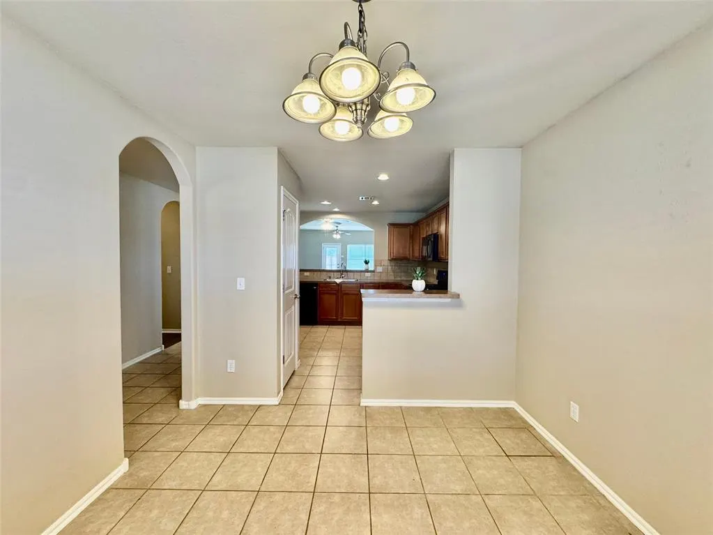 Photo 6 — 10724 N 146th East Avenue, Owasso, OK 74055