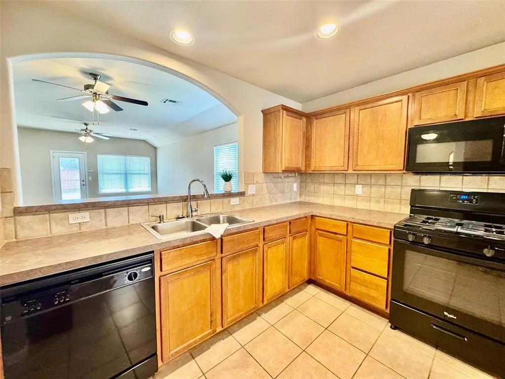 Photo 13 — 10724 N 146th East Avenue, Owasso, OK 74055