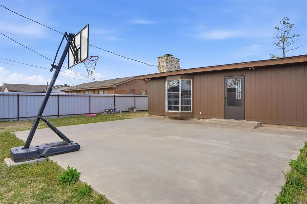 Photo 36 — 124 Cameron Drive, Altus, OK 73521