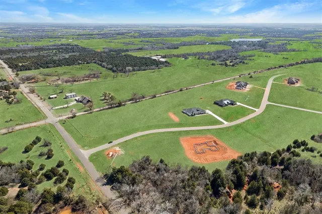 Photo 6 — 1263 High Meadow Lane, Goldsby, OK 73093