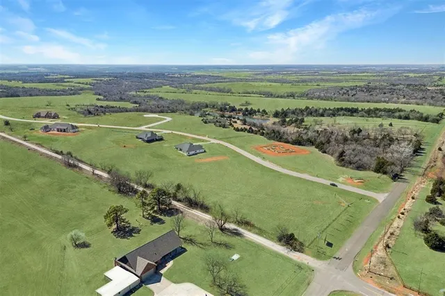 Photo 7 — 1263 High Meadow Lane, Goldsby, OK 73093