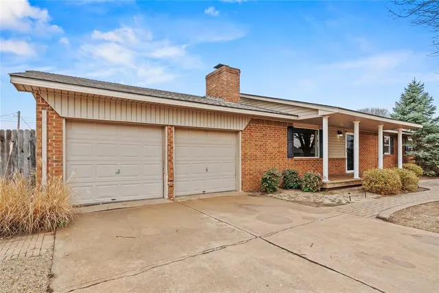 Photo 4 — 1509 S 10th Street, Kingfisher, OK 73750