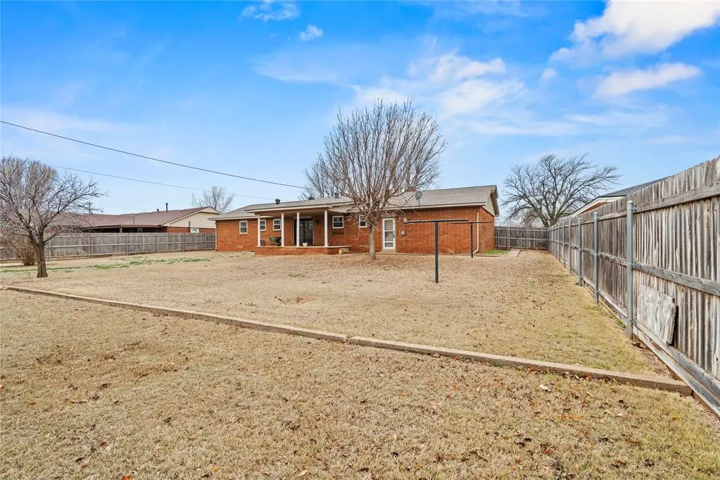 Photo 22 — 1509 S 10th Street, Kingfisher, OK 73750