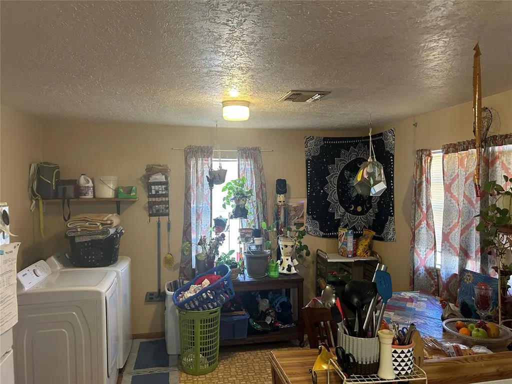 Photo 13 — 510 S Louis Tittle Avenue, Mangum, OK 73554