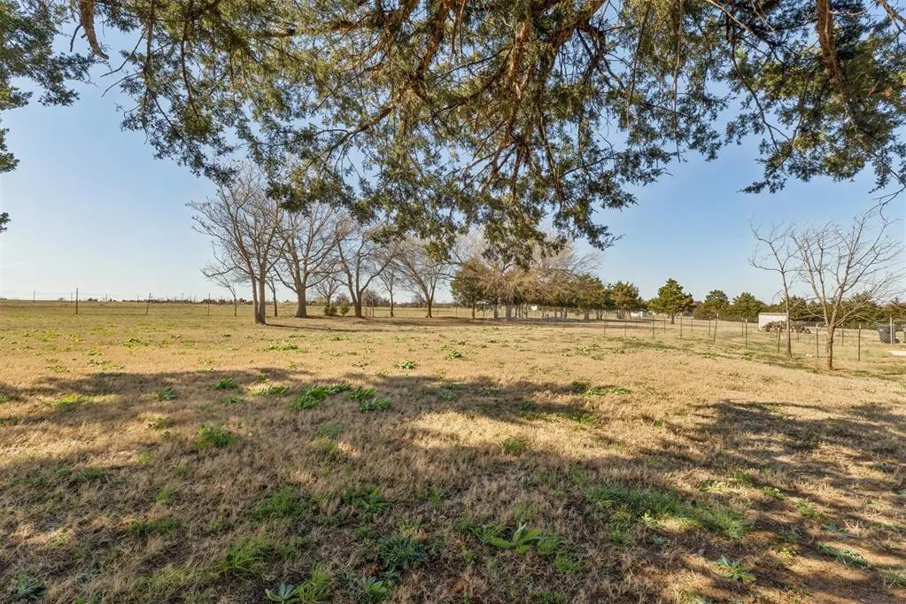 Photo 21 — 1101 N Douglas Boulevard, Guthrie, OK 73044