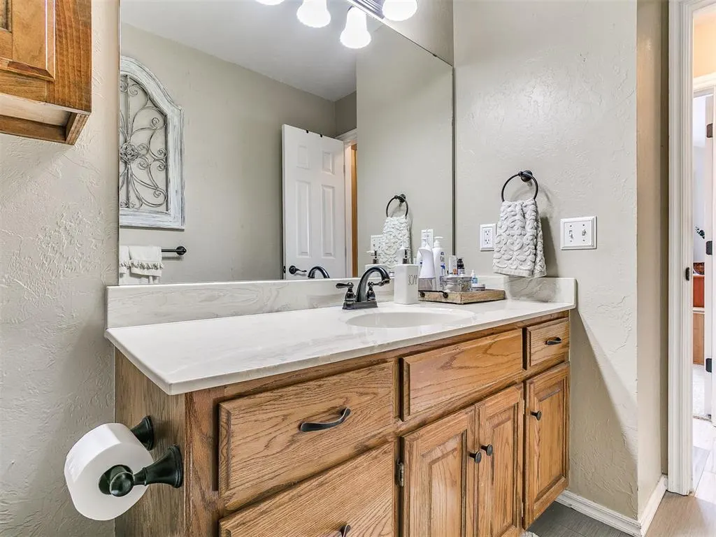 Photo 15 — 2305 SW 93rd Street, Oklahoma City, OK 73159