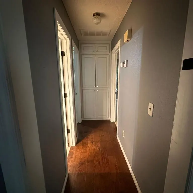 Photo 14 — 6928 Woodlake Drive, Oklahoma City, OK 73132