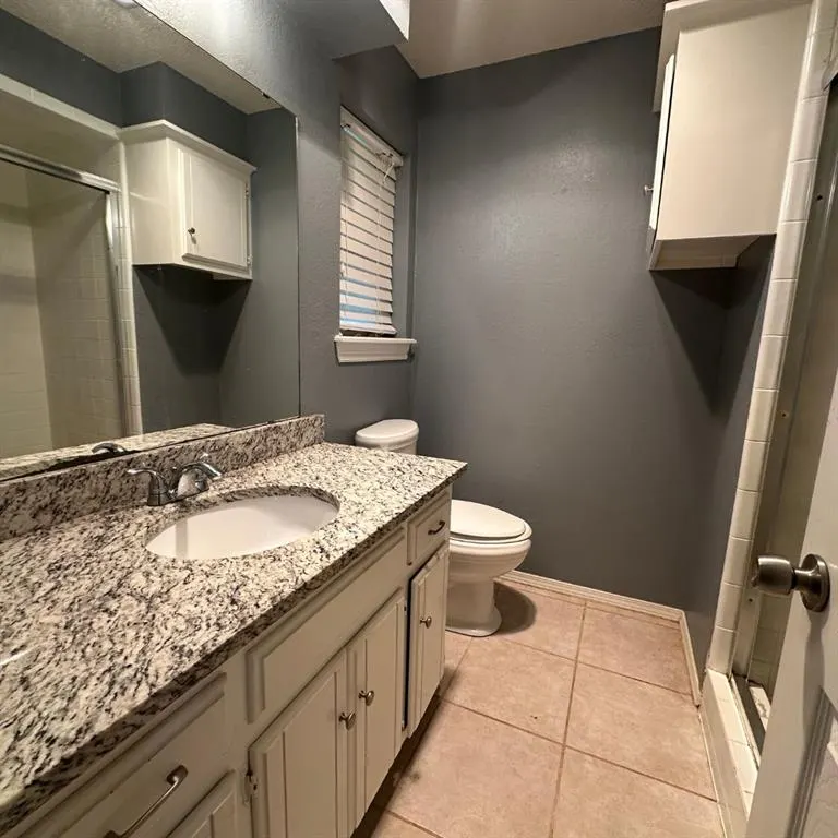 Photo 20 — 6928 Woodlake Drive, Oklahoma City, OK 73132