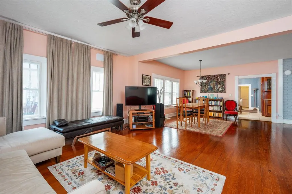 Photo 4 — 1005 Classen Boulevard, Norman, OK 73071