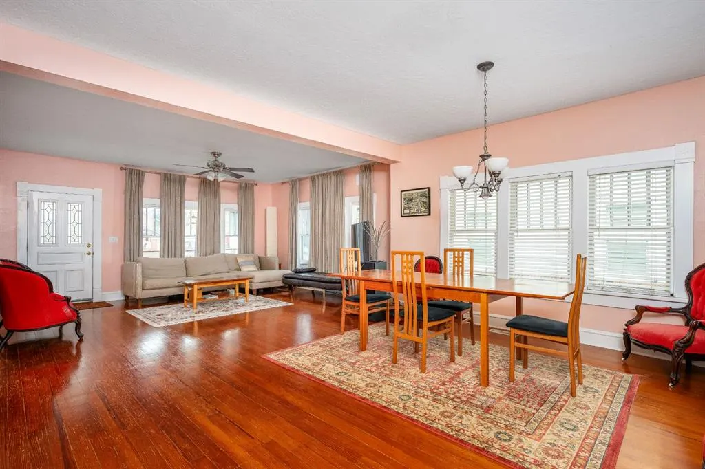 Photo 9 — 1005 Classen Boulevard, Norman, OK 73071