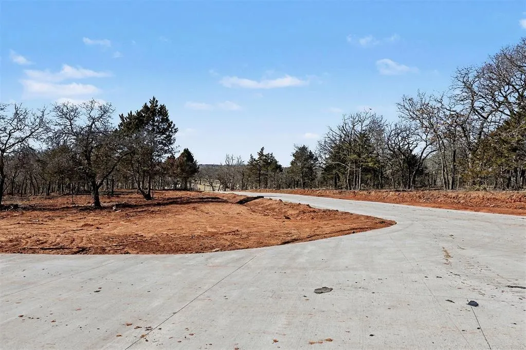 Photo 6 — 2056 Liberty Lake Trail, Guthrie, OK 73044