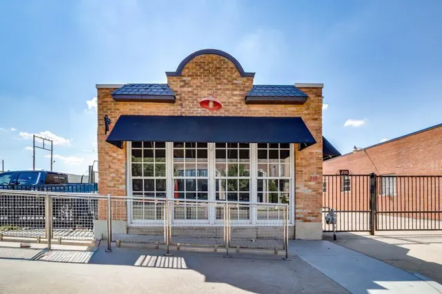 Photo 4 — 210 NW 10th Street, Oklahoma City, OK 73103