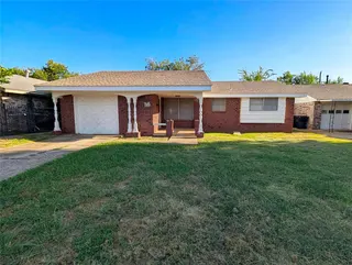Sold home at 2709 SW 55th Street