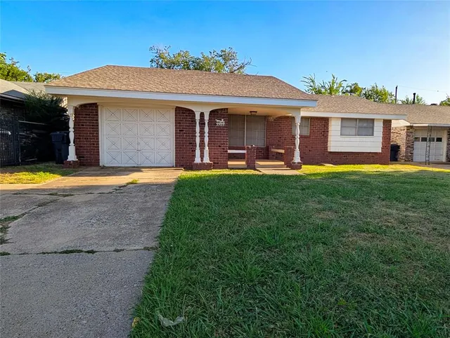 Photo 2 — 2709 SW 55th Street, Oklahoma City, OK 73119