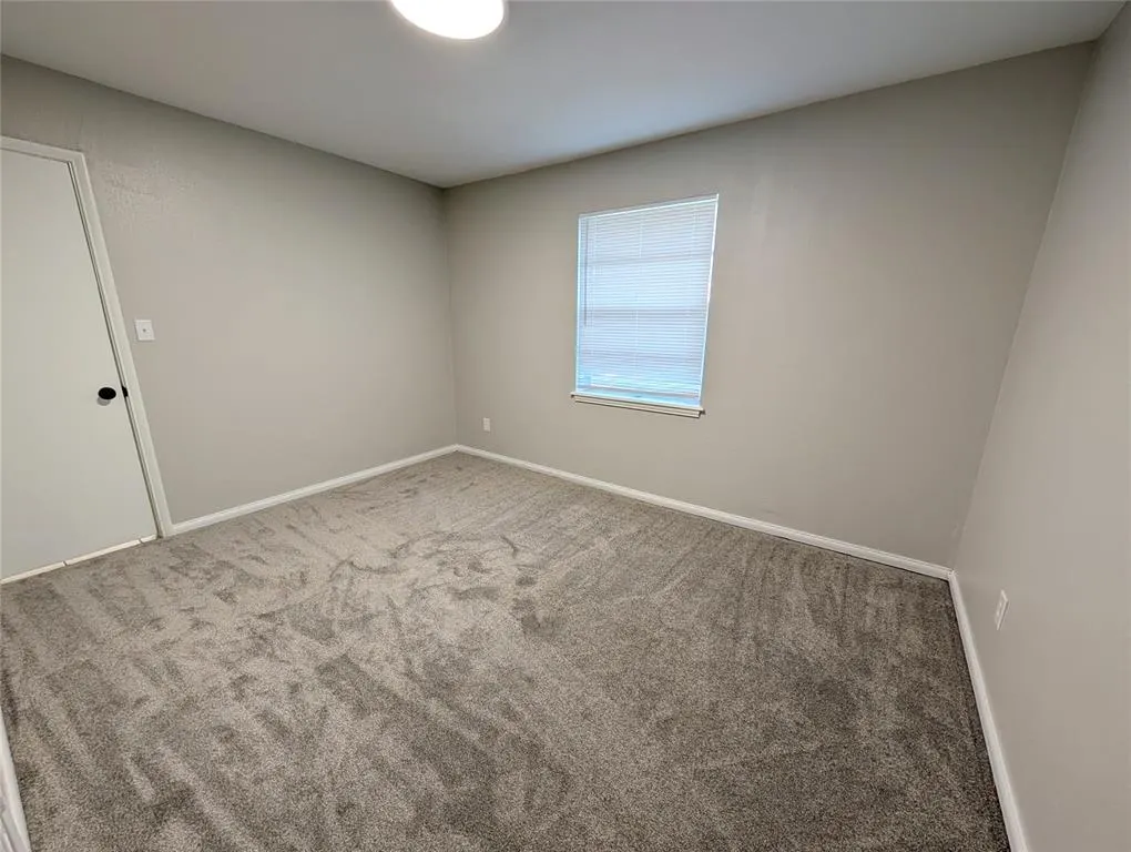 Photo 11 — 2709 SW 55th Street, Oklahoma City, OK 73119