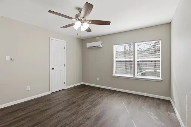 Photo 8 — 534 W Walnut Avenue, Seminole, OK 74868
