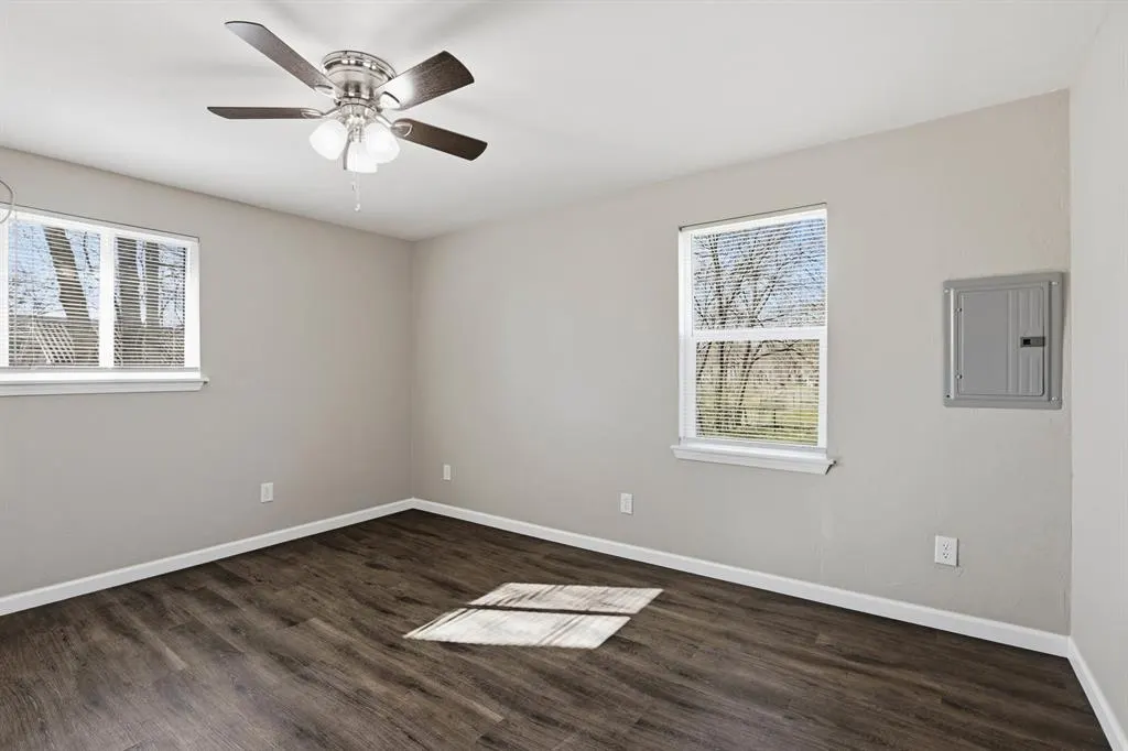 Photo 10 — 534 W Walnut Avenue, Seminole, OK 74868