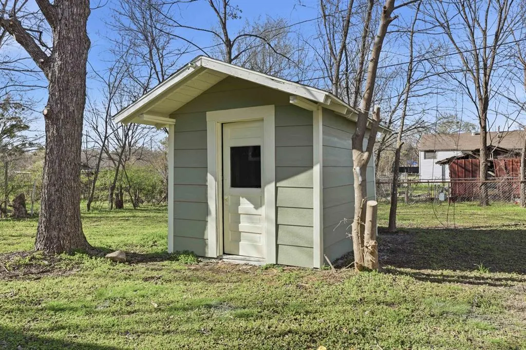 Photo 12 — 534 W Walnut Avenue, Seminole, OK 74868