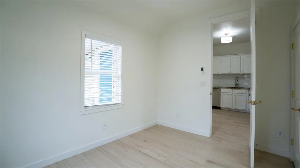 Photo 11 — 15 S Walnut Street, Edmond, OK 73003