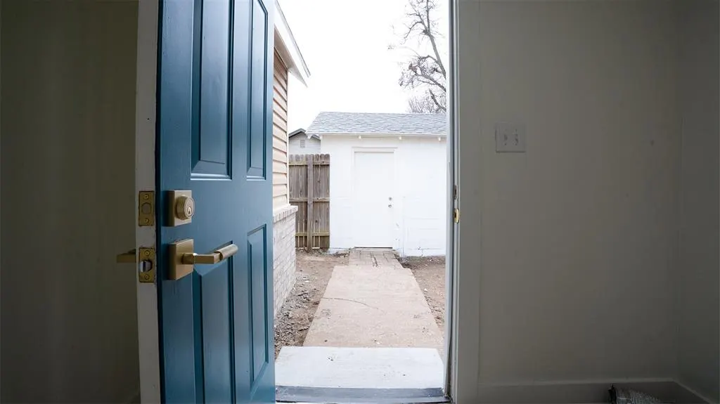 Photo 23 — 15 S Walnut Street, Edmond, OK 73003