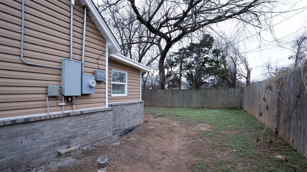 Photo 25 — 15 S Walnut Street, Edmond, OK 73003