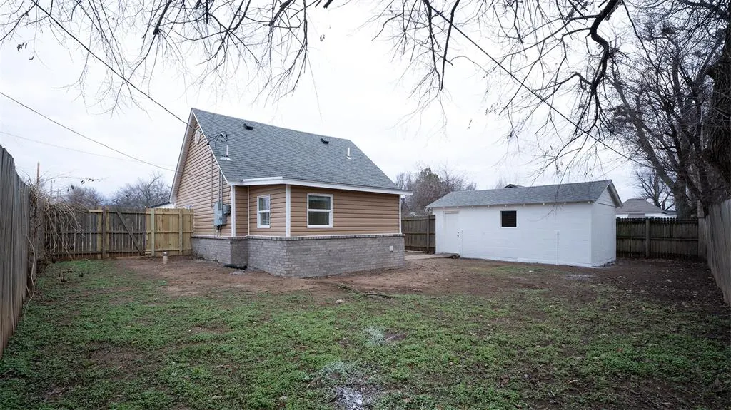 Photo 26 — 15 S Walnut Street, Edmond, OK 73003