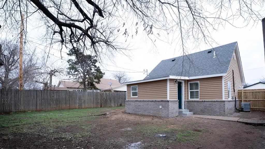 Photo 27 — 15 S Walnut Street, Edmond, OK 73003